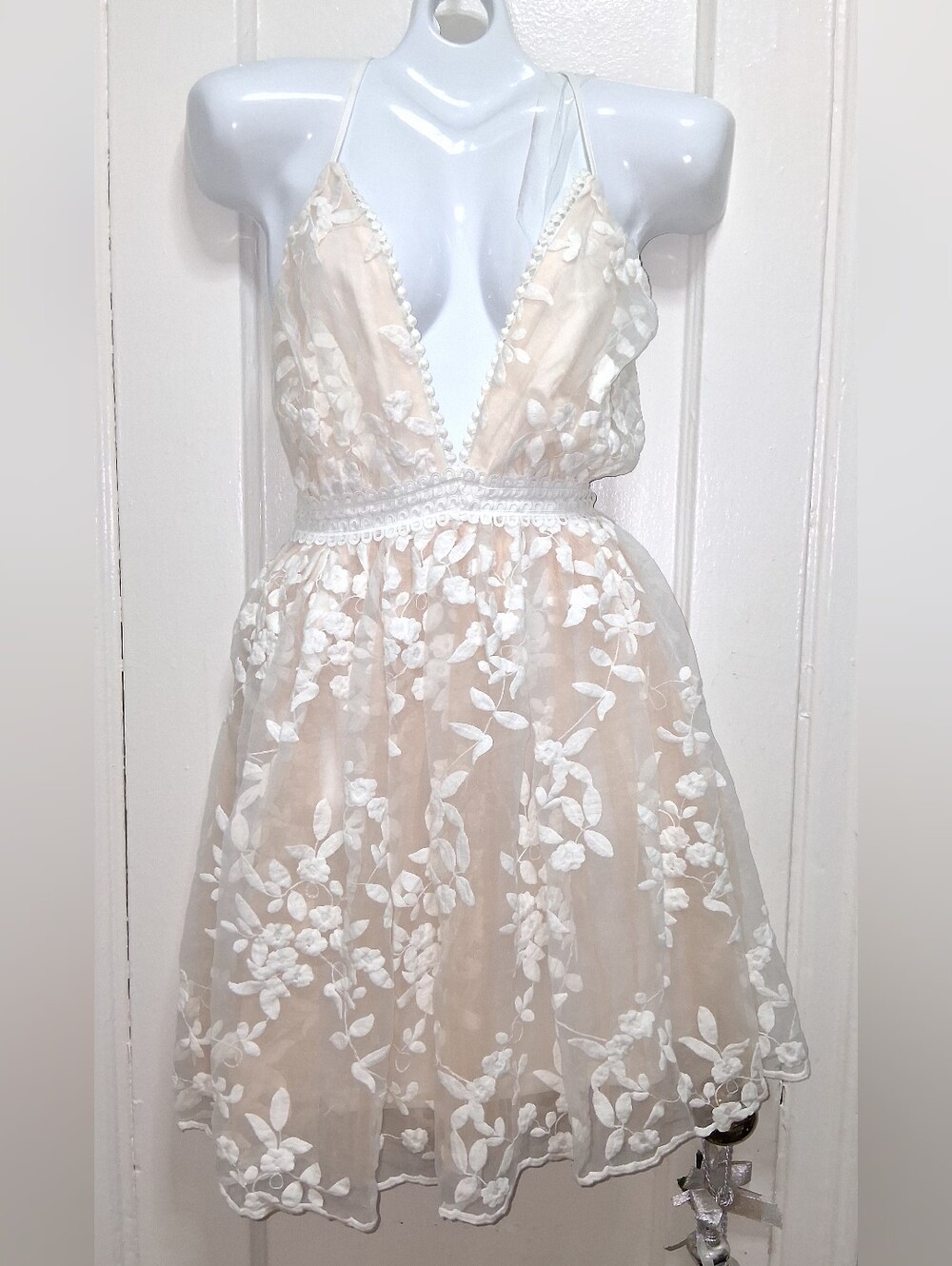 Aakaa Size L Ivory Nude Floral Embroidered Tulle A-Line Dress NWT